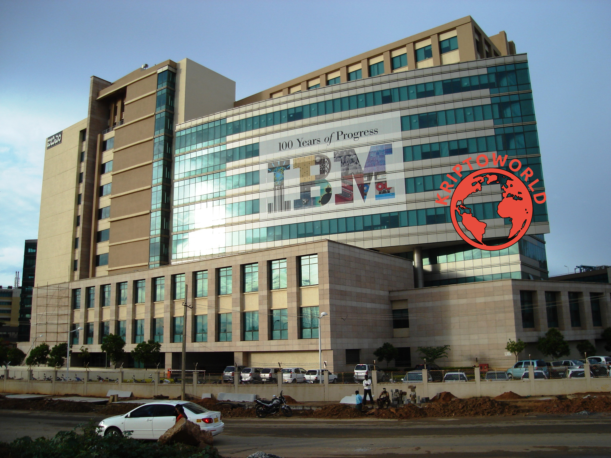 Az IBM alelnöke szerint akár 1 millió dollárt is érhet a bitcoin Az IBM alelnöke szerint akár 1 millió dollárt is érhet a bitcoin