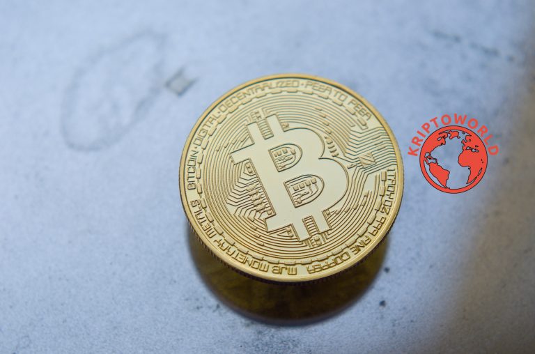 „Fizessenek bitcoinban”, a hullám megállíthatatlan