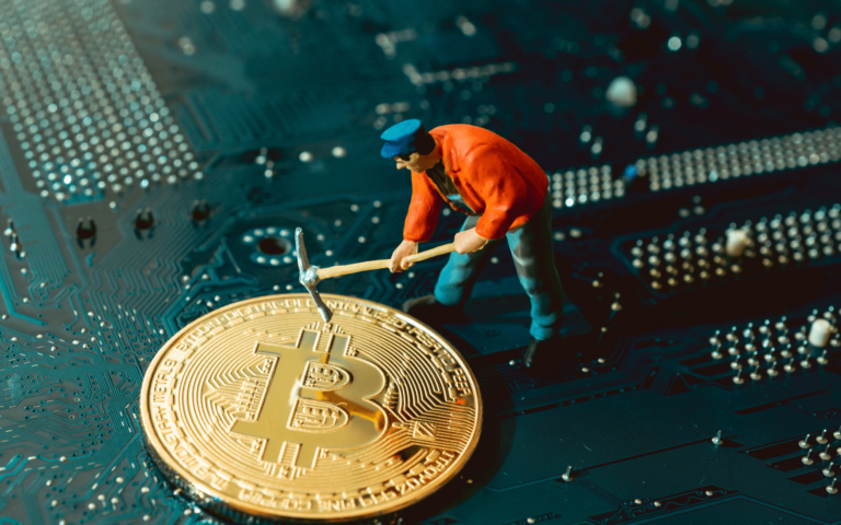 Ketyeg az óra: Kevesebb, mint 103 nap van hátra a Bitcoin felezésig
