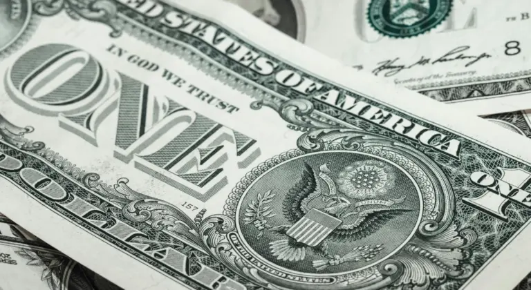 A legjobb kriptók 1 dollár alatt, amiket érdemes októberben megvenni