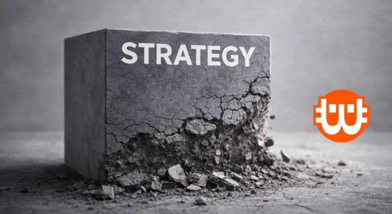 Több mint 50%-ot esett a Strategy részvénye az elmúlt egy év során