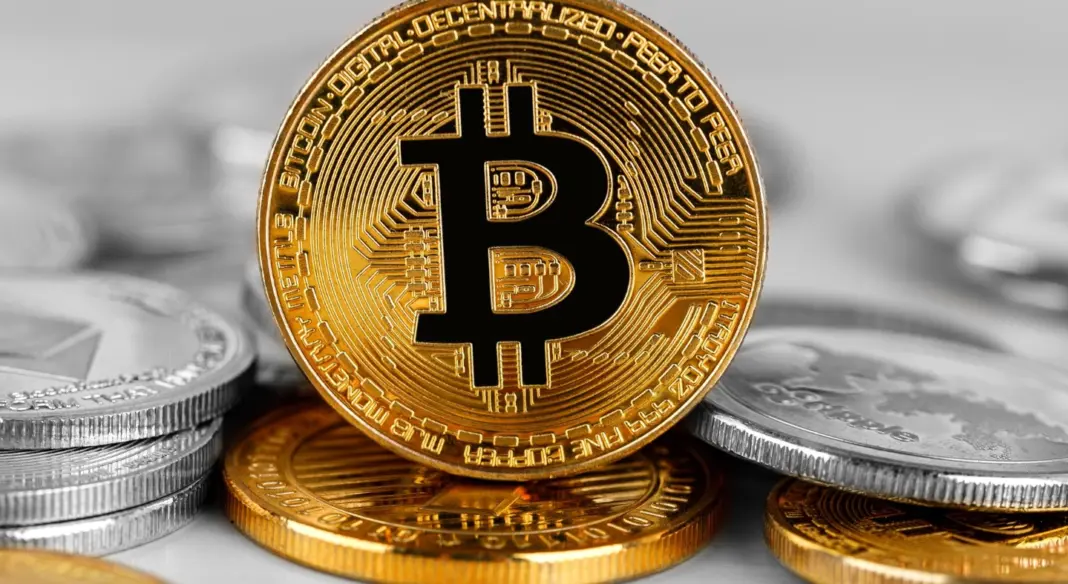 Nem a bitcoin a gyenge, hanem a világ szorult meg készpénzért?