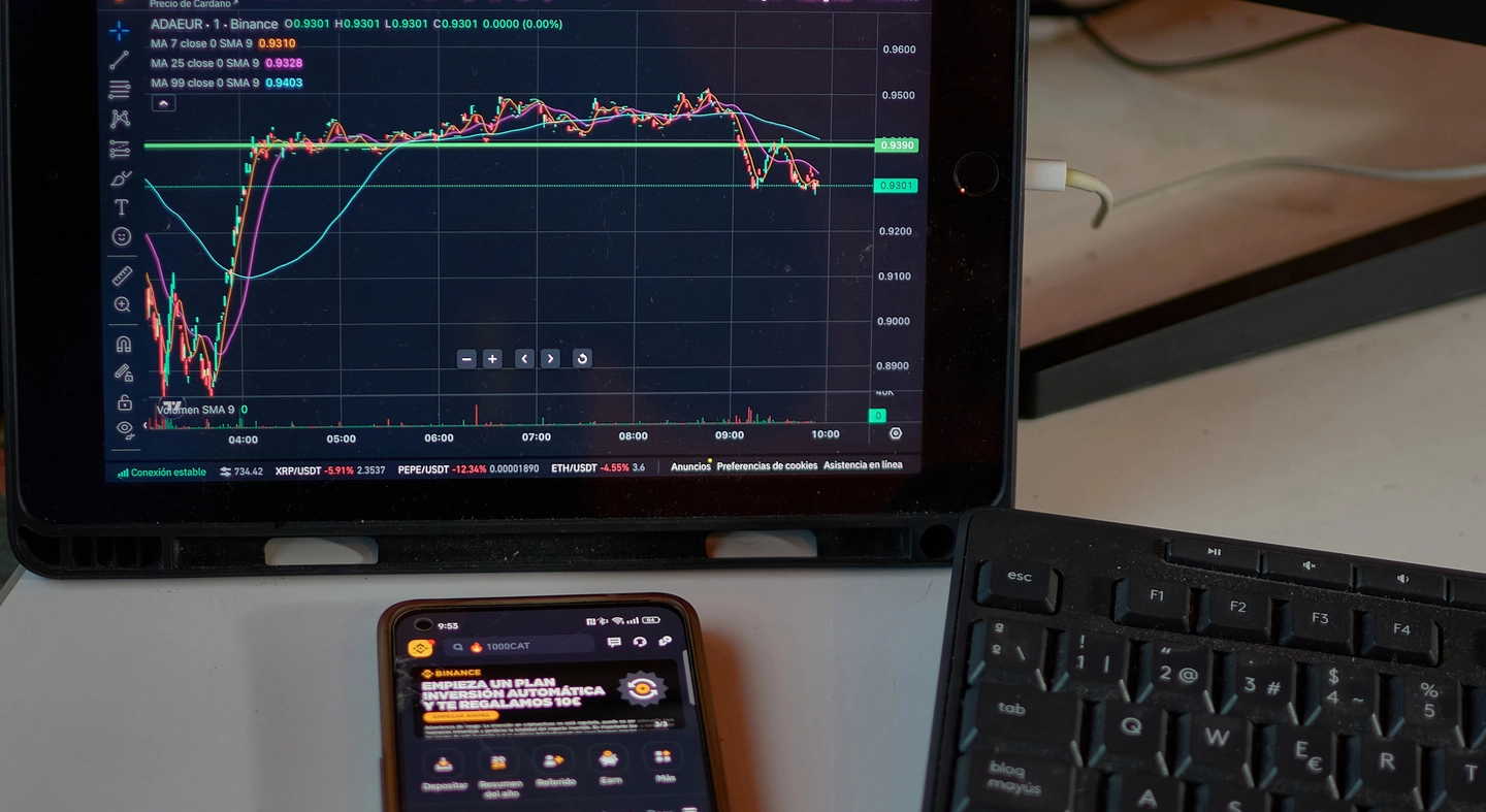 Sorban jelennek meg a kriptós pénzügyi szolgáltatások