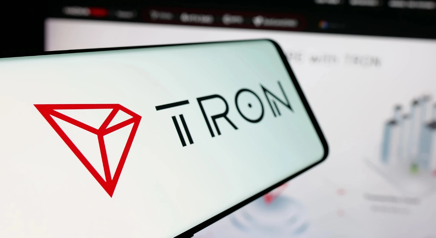 A Tron már nem egyszerűen gyors és olcsó lánc akar lenni