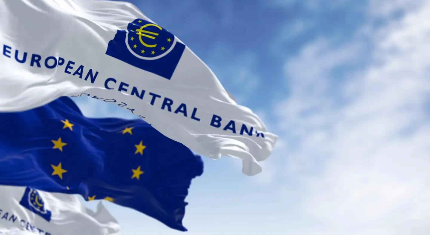 Banki kockázatokra figyelmeztet az EKB az euróalapú stablecoinok kapcsán