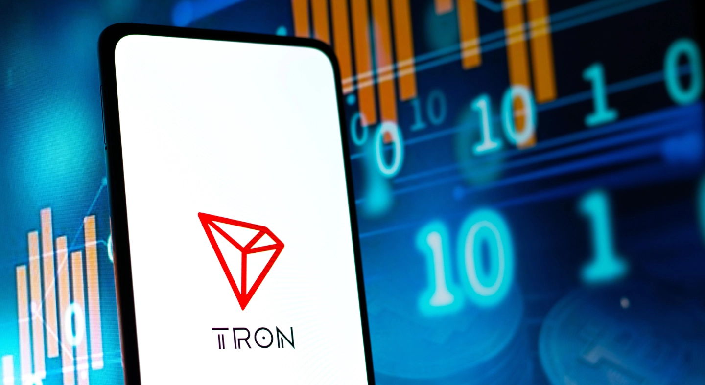 A Tron átlépte a 400 millió címet